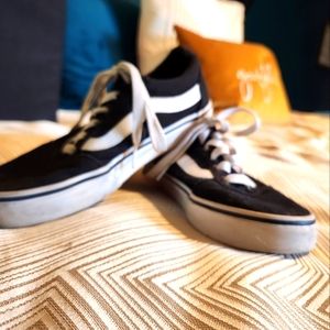 Size 6 Women's low top Van's shoes